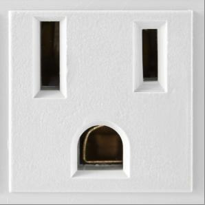 Tomada el&eacute;trica de uma resid&ecirc;ncia
