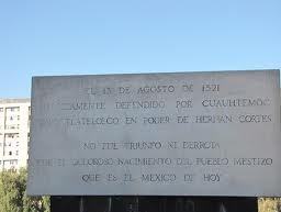 Placa que eterniza o feito de Cuauhtémoc