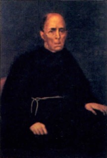 Retrato de frei Francisco de Mont'Alveme sentado e vestindo uma túnica preta.